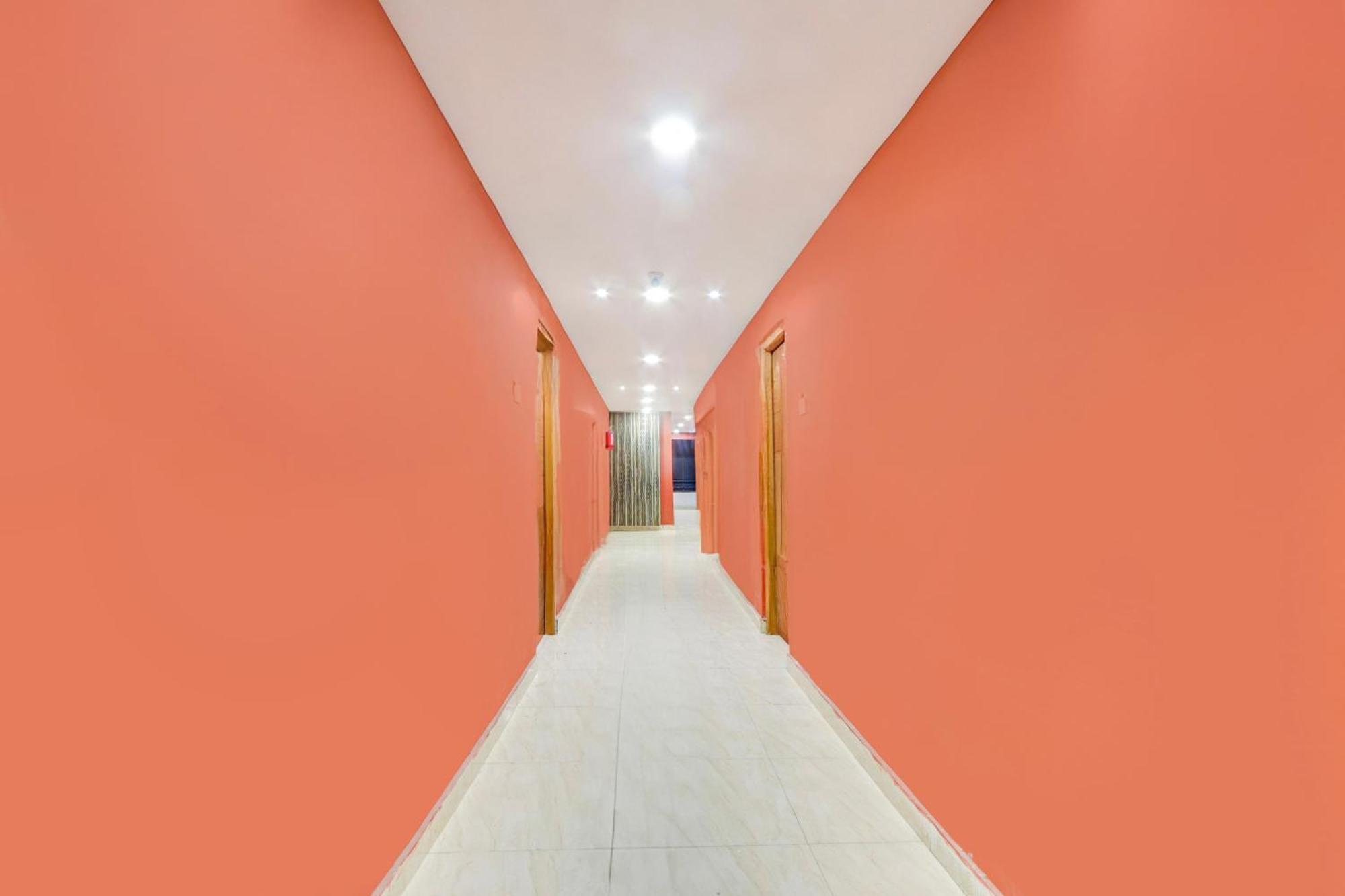 Super Collection O Bommarilu Warangal Hotel ภายนอก รูปภาพ