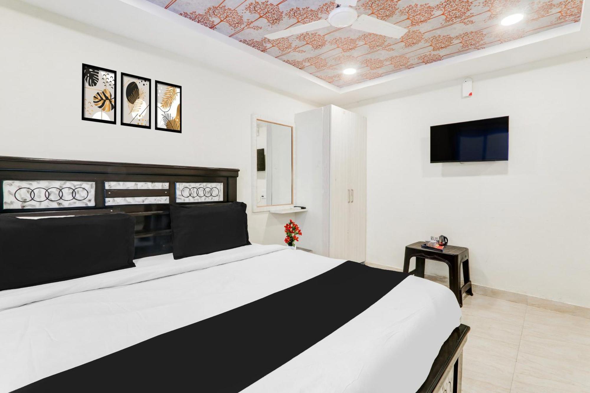 Super Collection O Bommarilu Warangal Hotel ภายนอก รูปภาพ