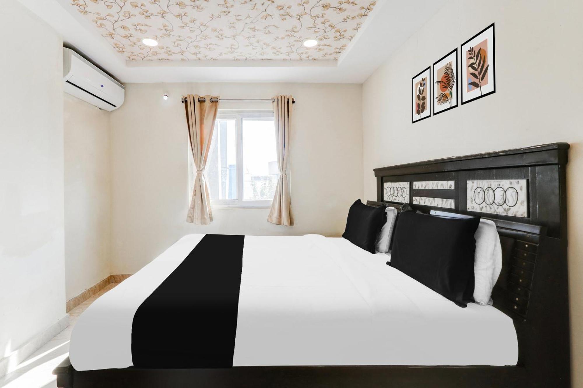 Super Collection O Bommarilu Warangal Hotel ภายนอก รูปภาพ